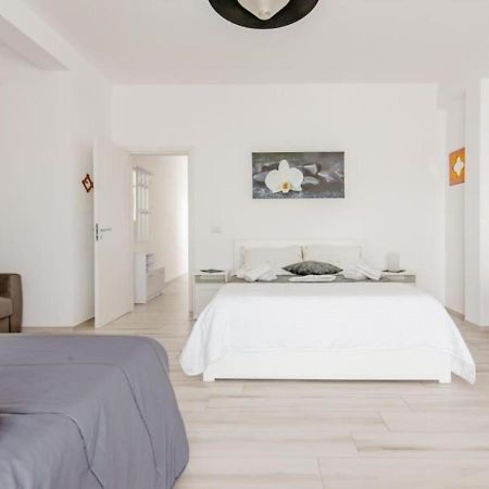 Il Barone Rosso B&B เลชเช ภายนอก รูปภาพ