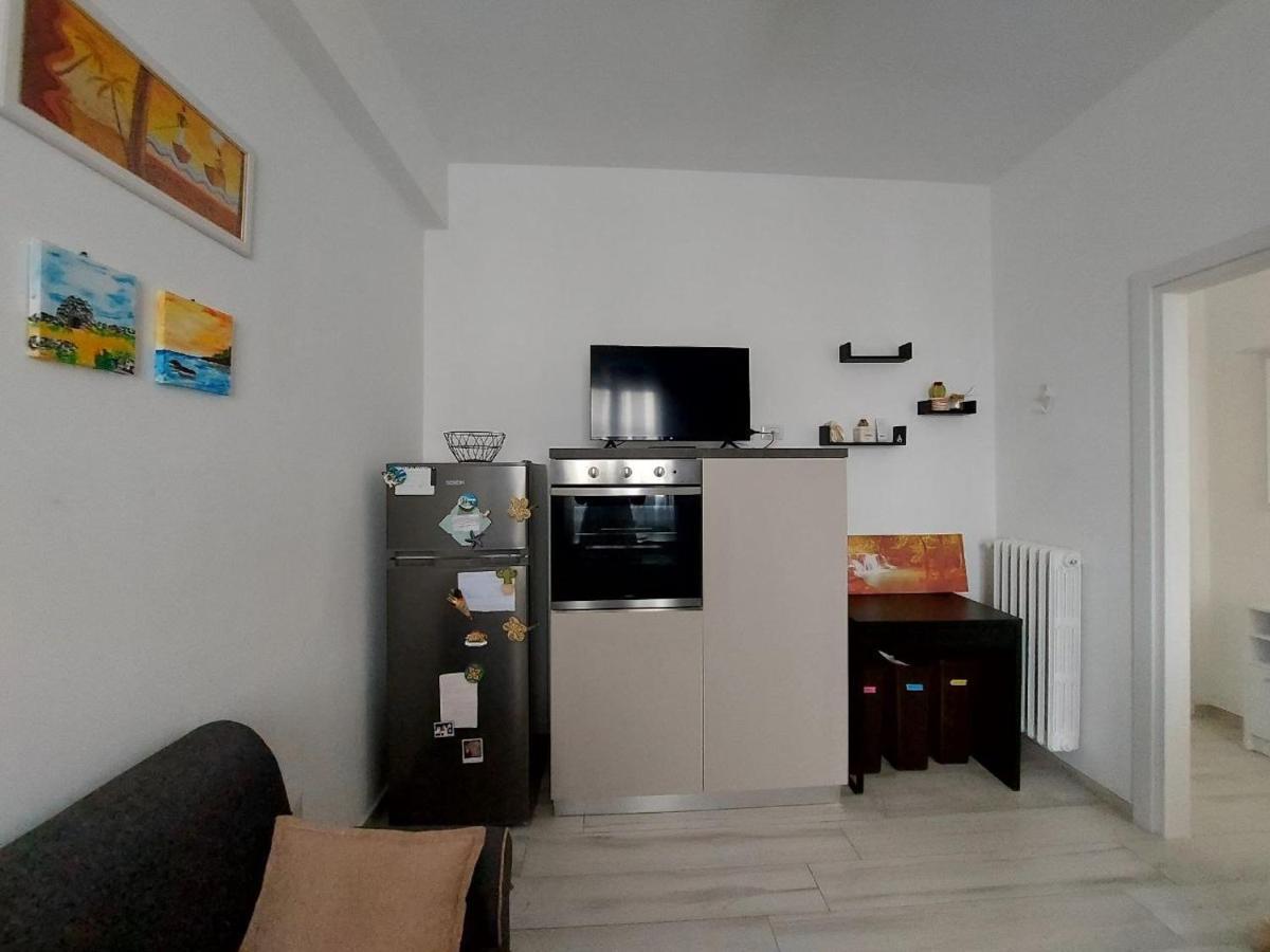 Il Barone Rosso B&B เลชเช ภายนอก รูปภาพ