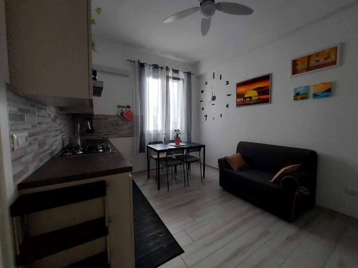 Il Barone Rosso B&B เลชเช ภายนอก รูปภาพ