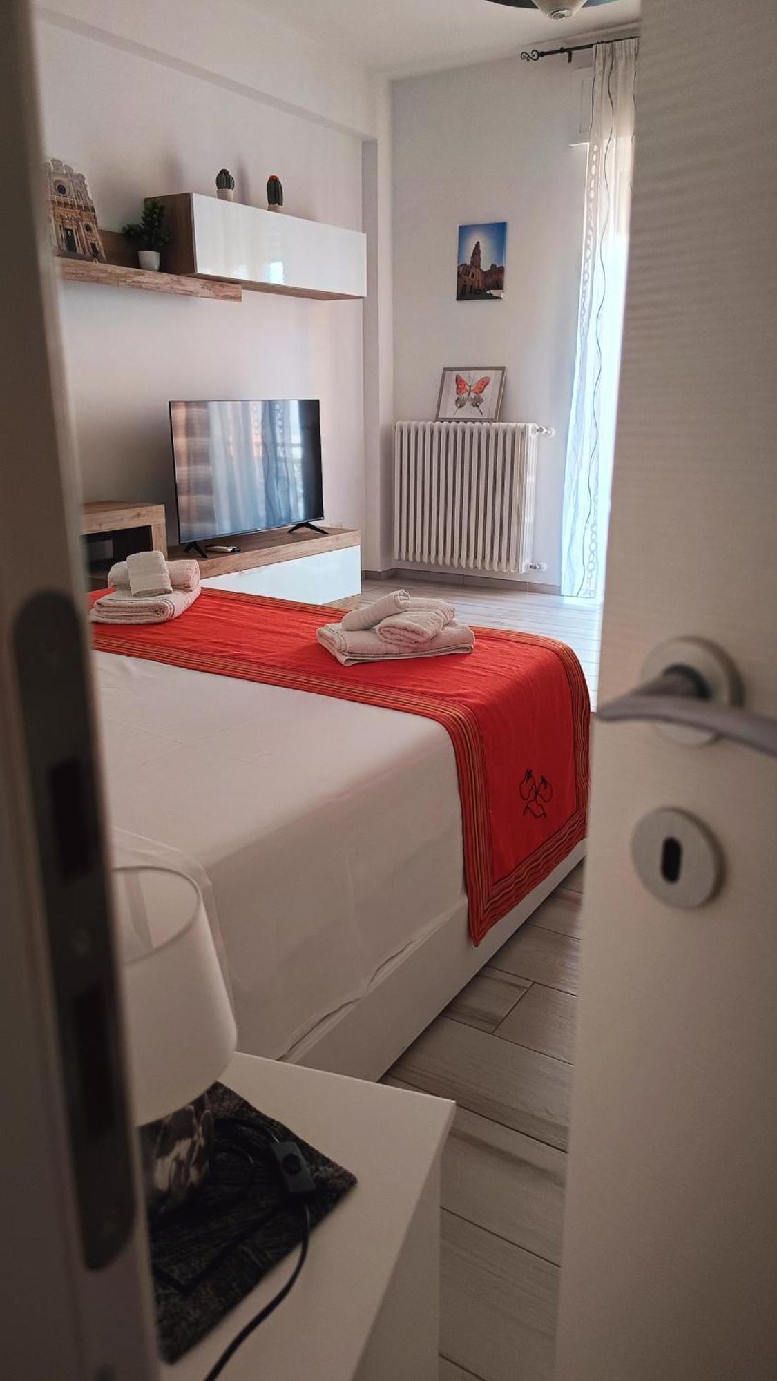 Il Barone Rosso B&B เลชเช ภายนอก รูปภาพ